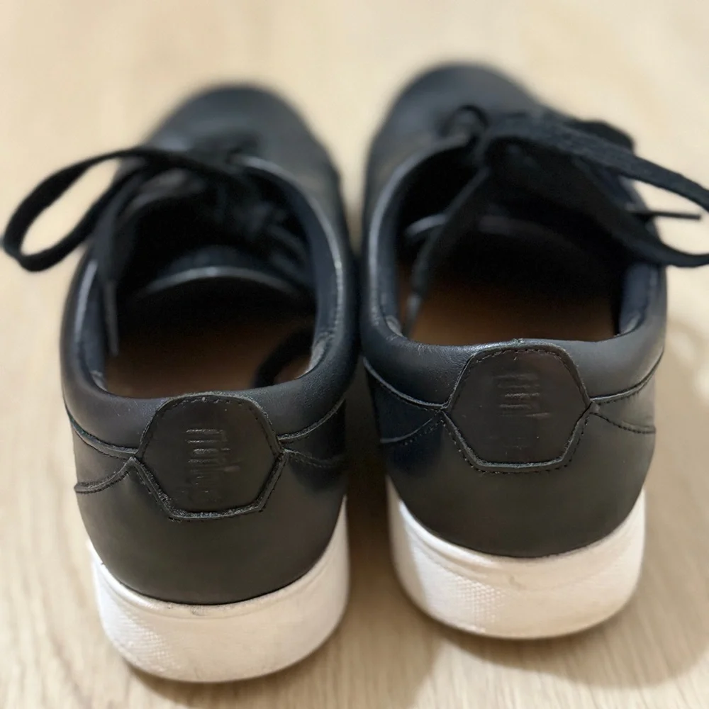 FitFlop Black Leather Comfort Sneakers Lace Up Walking Shoes Women US 8.5 EU 40 - Picture 3 of 12